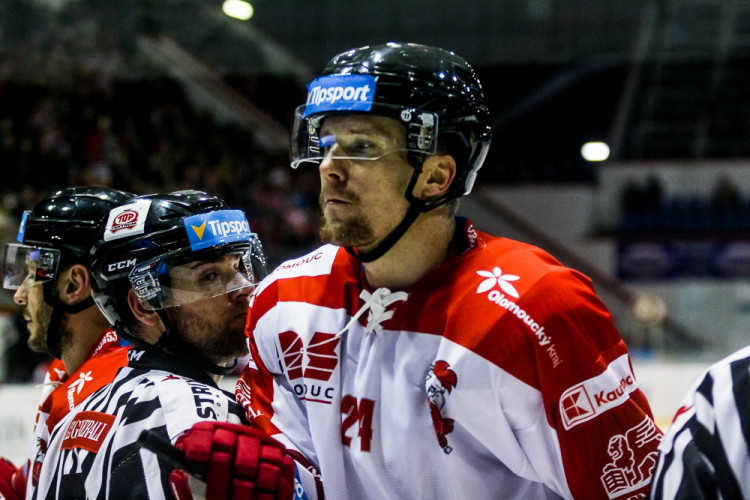 FOTOGALERIE:  Liberec skolil na domácím ledě Moru gólem v poslední minutě