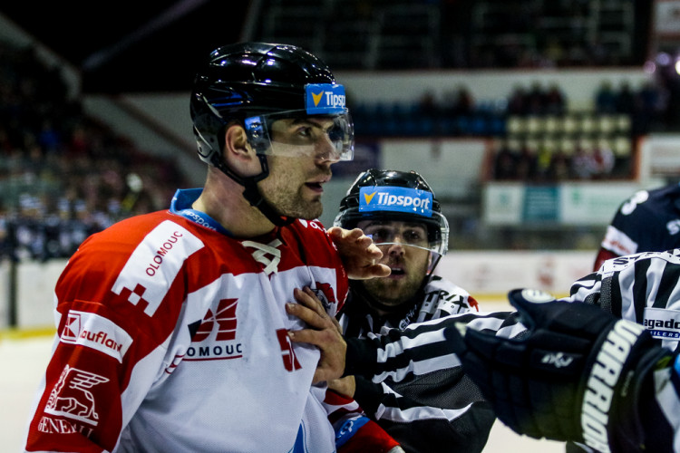 FOTOGALERIE:  Liberec skolil na domácím ledě Moru gólem v poslední minutě