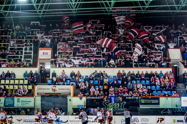 FOTOGALERIE:  Liberec skolil na domácím ledě Moru gólem v poslední minutě