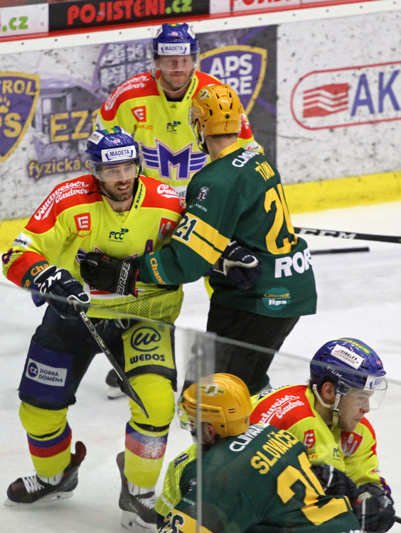 Rozjetí motoráci nadělili Valachům bůra