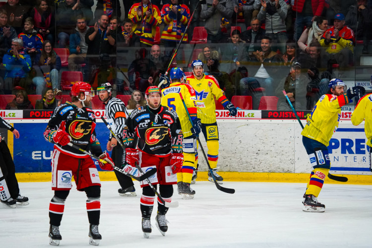 ČEZ Motor České Budějovice vs LHK Jestřábi Prostějov