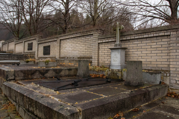 Hejnický hřbitov nabízí hroby k adopci a zájem je nemalý