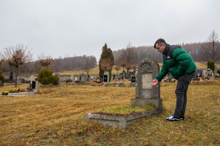 Hejnický hřbitov nabízí hroby k adopci a zájem je nemalý