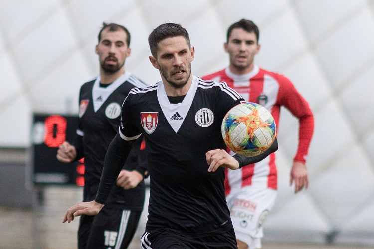 Vysoká porážka na úvod přípravy