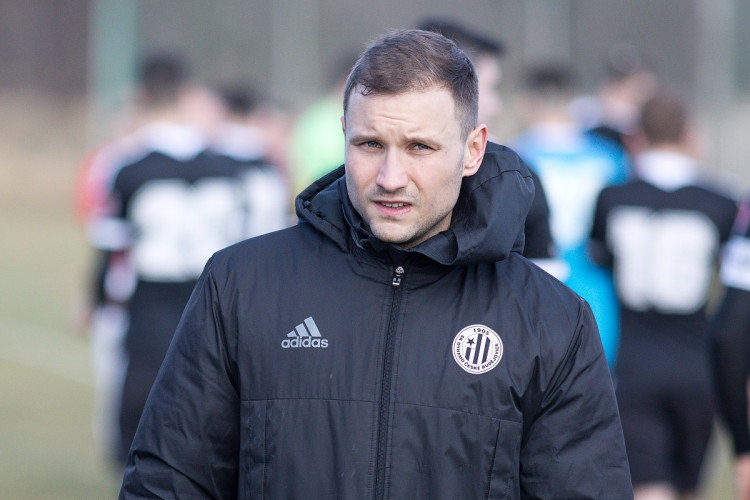 Vysoká porážka na úvod přípravy