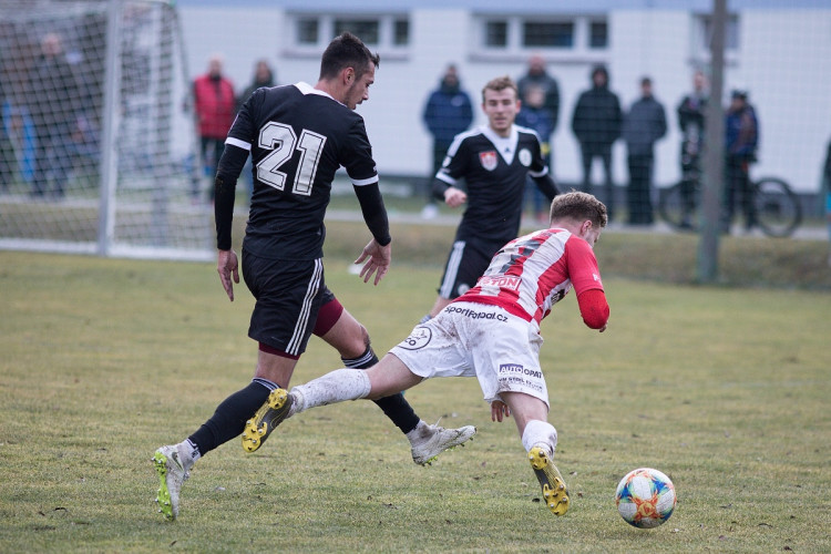 Vysoká porážka na úvod přípravy