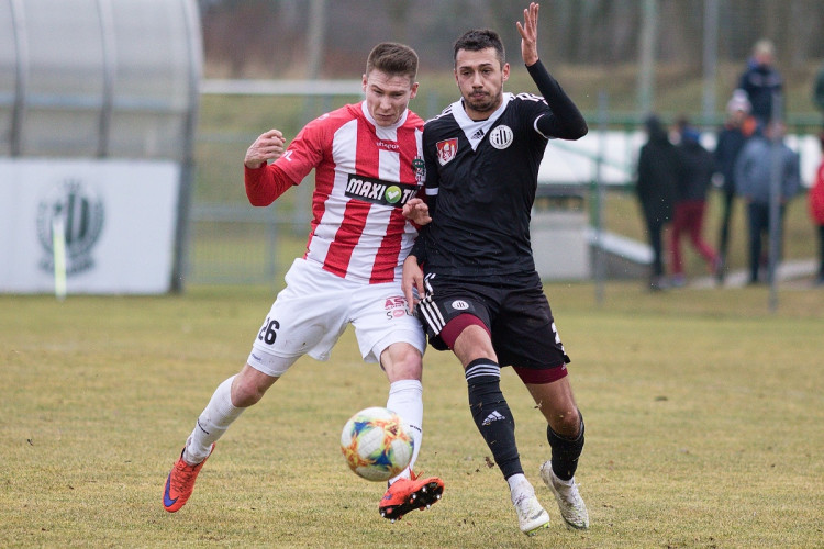 Vysoká porážka na úvod přípravy