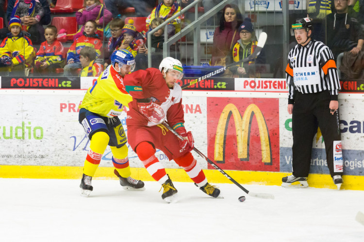 Motor proti Slavii uhrál jenom bod, s Pražany prohrál po prodloužení