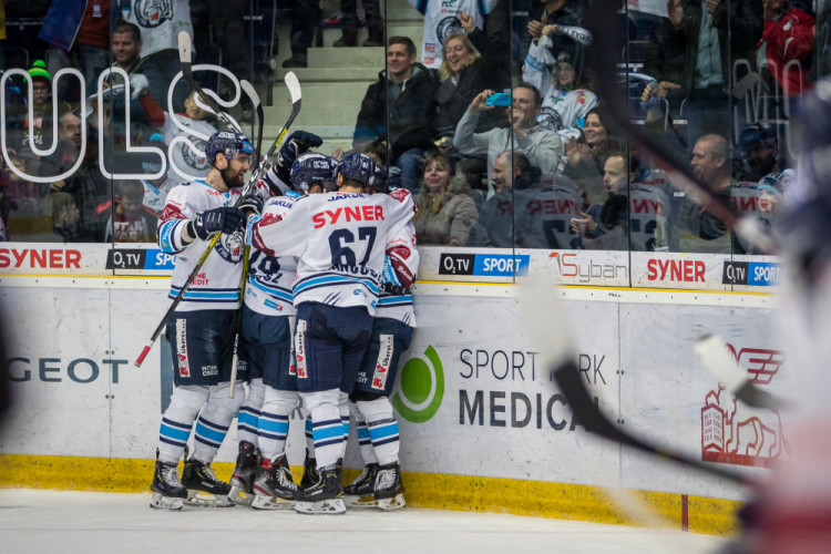 Bílí Tygři rozstříleli Plzeň sedmi góly