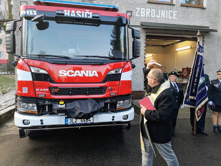 Nová cisterna hasičů ve Vesci