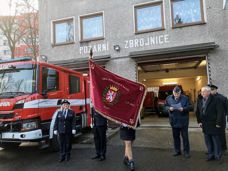 Nová cisterna hasičů ve Vesci