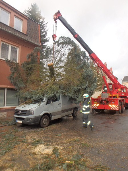 Následky vichřice Sabine v Královéhradeckém kraji
