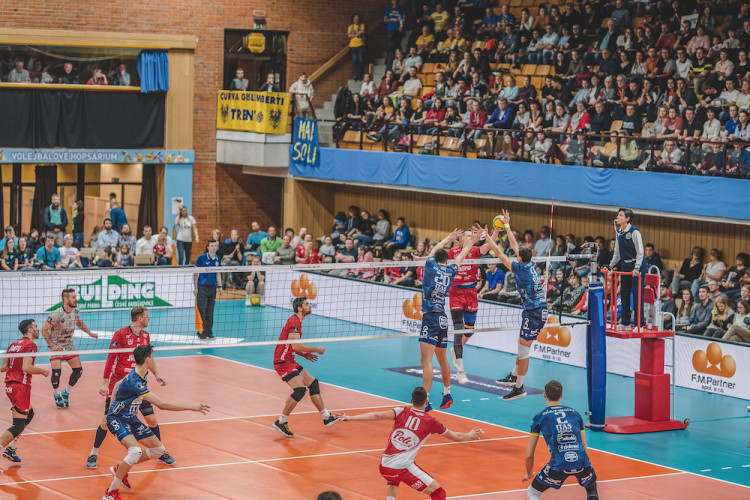 Jihostroj doma nastoupil proti největším hvězdám světového volejbalu