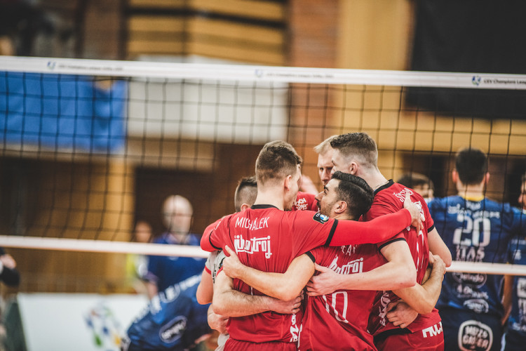 Jihostroj doma nastoupil proti největším hvězdám světového volejbalu