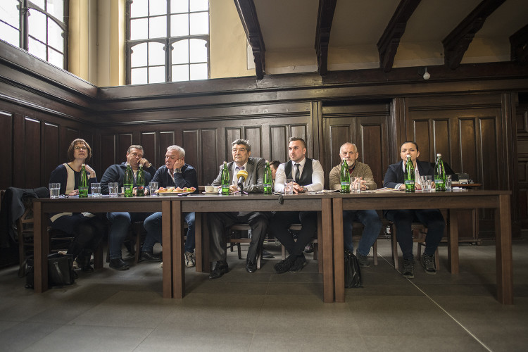 FOTOGALERIE: O víkendu startuje 425. Matějská pouť. Podívejte se, jak probíhají přípravy