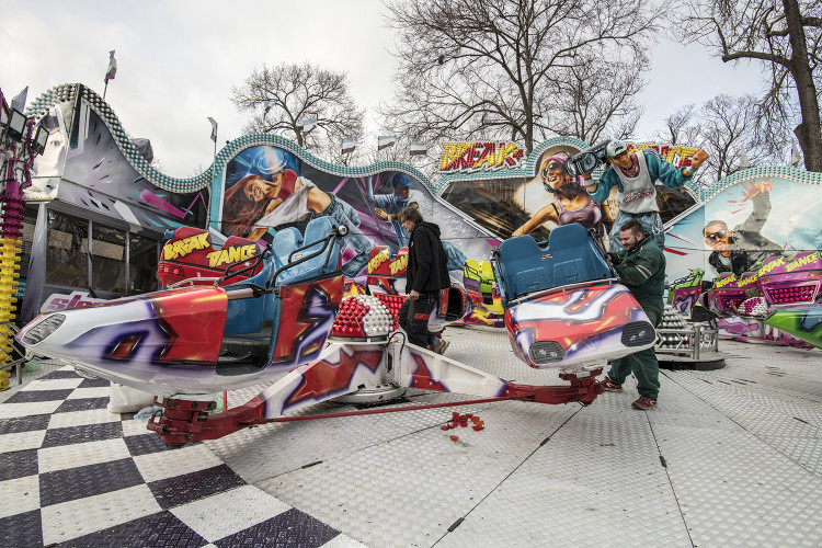 FOTOGALERIE: O víkendu startuje 425. Matějská pouť. Podívejte se, jak probíhají přípravy