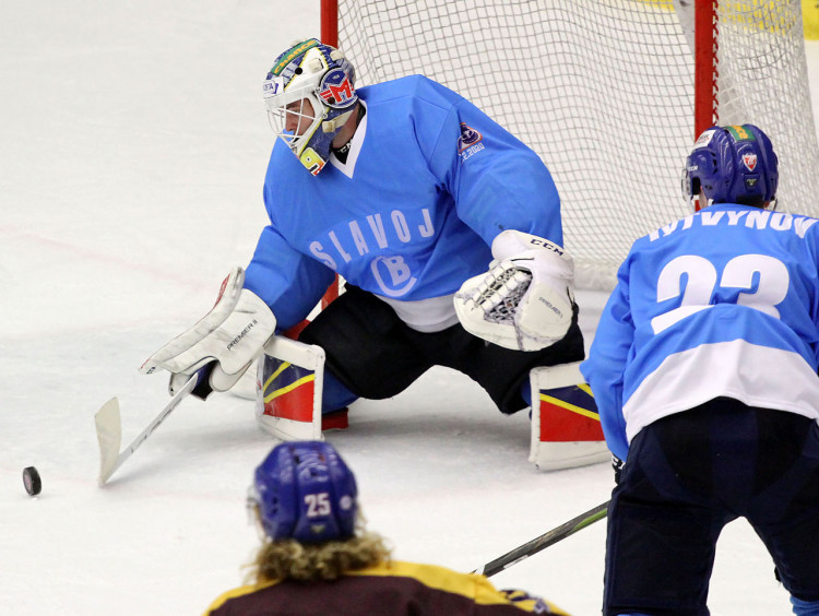 Vzpomínkový retro duel ovládli hokejisté Motoru