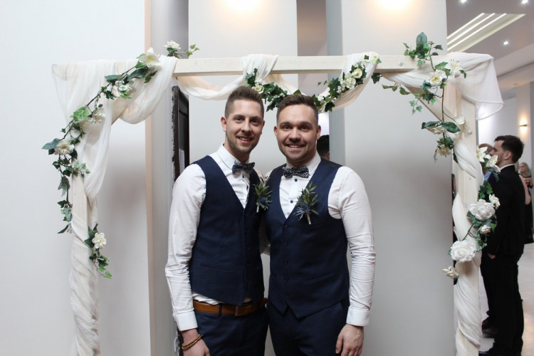 Brněnský Queerball 2020 propagoval s tématem Spolu navěky manželství pro všechny