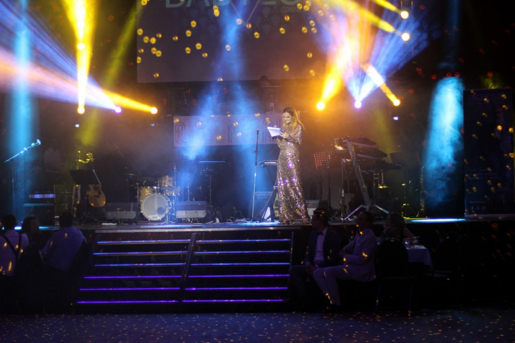 Brněnský Queerball 2020 propagoval s tématem Spolu navěky manželství pro všechny