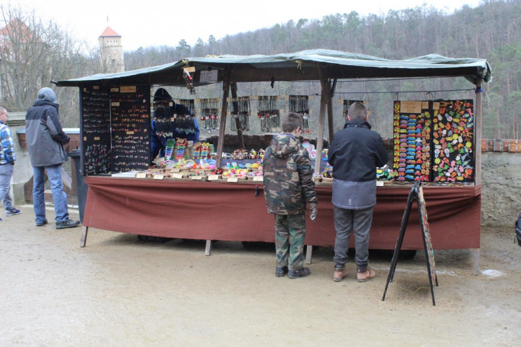 Slavnosti moravského uzeného na hradě Veveří navštívilo o víkendu 5 tisíc lidí