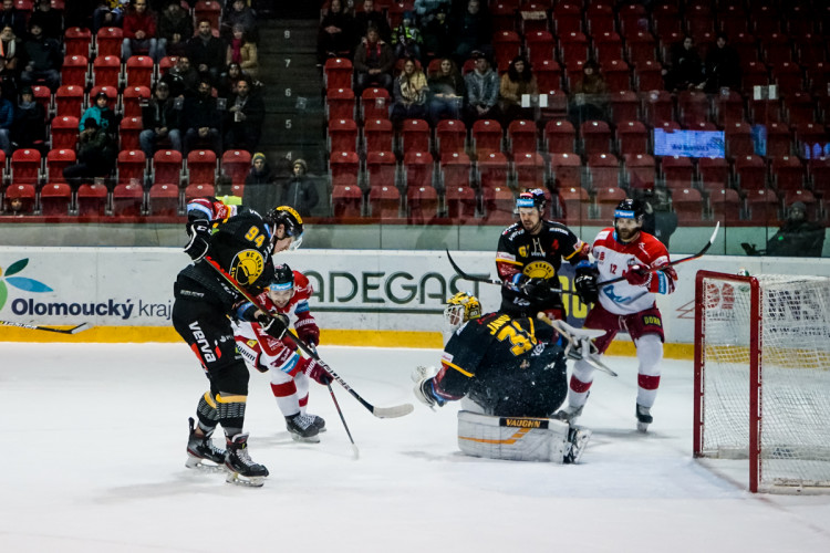 FOTOGALERIE: Hokejisté Olomouce si zajistili konečné sedmé místo v tabulce