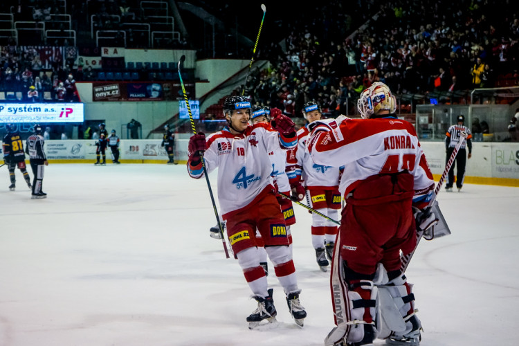 FOTOGALERIE: Hokejisté Olomouce si zajistili konečné sedmé místo v tabulce