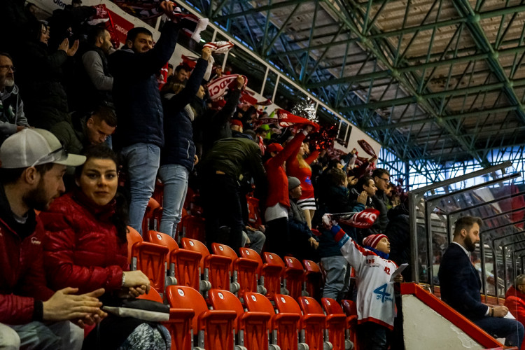 FOTOGALERIE: Hokejisté Olomouce v úvodním zápase předkola nadělili ševcům bůra! Takto vypadal zápas