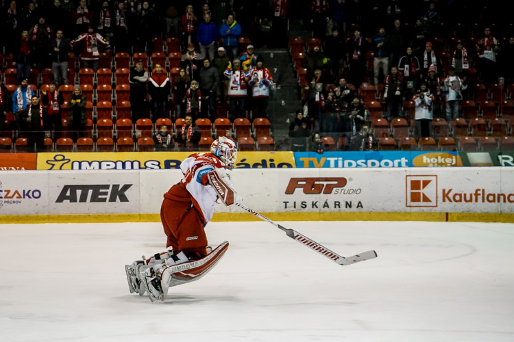 FOTOGALERIE: Hokejisté Olomouce v úvodním zápase předkola nadělili ševcům bůra! Takto vypadal zápas