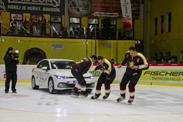 Exhibice Oldy Válka