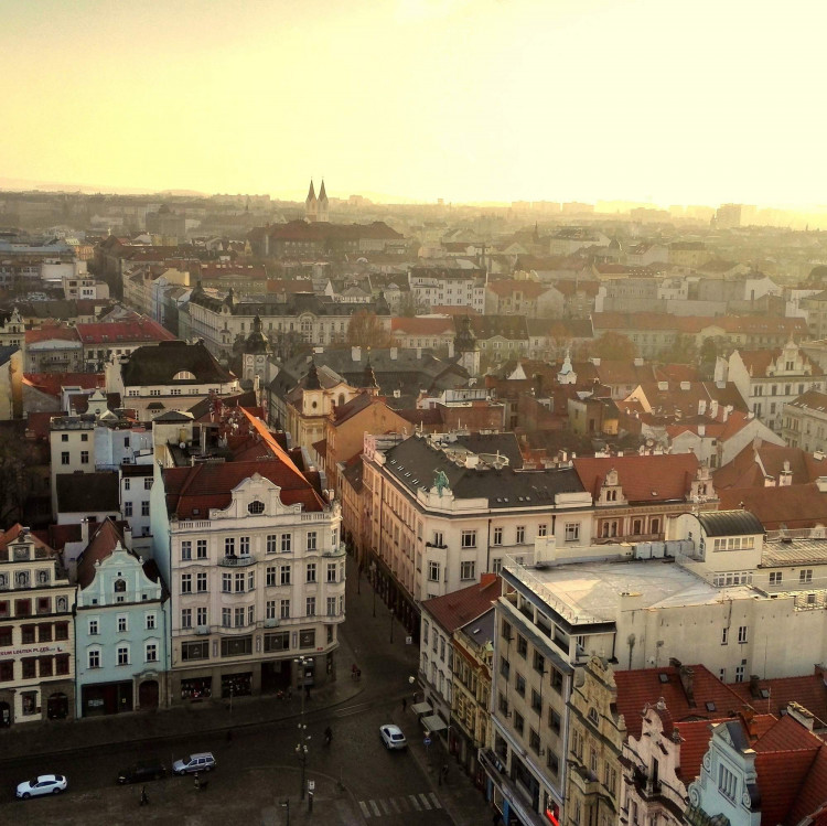 výhled z věže katedrály sv. Bartoloměje