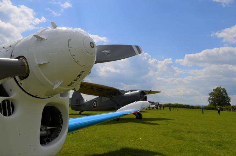 FOTO: V Letkově si připomněli výročí prvního veřejného letu