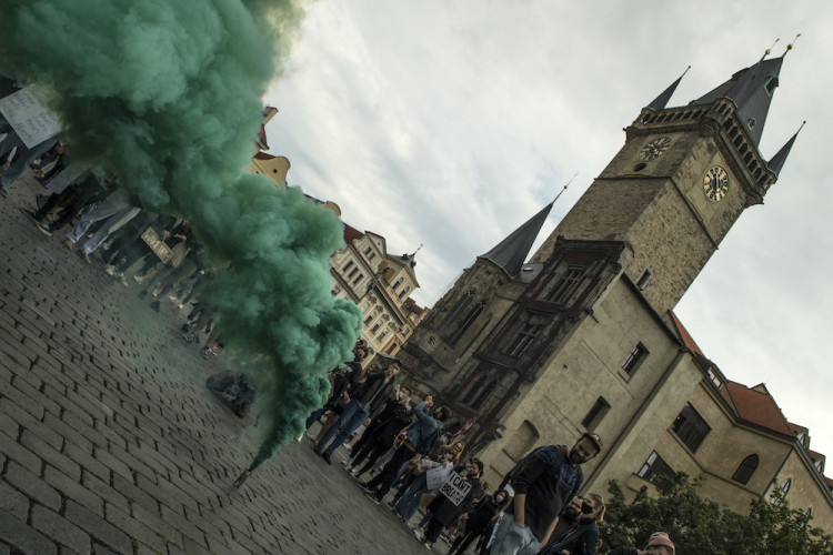 V Praze protestovaly stovky lidí proti policejnímu násilí