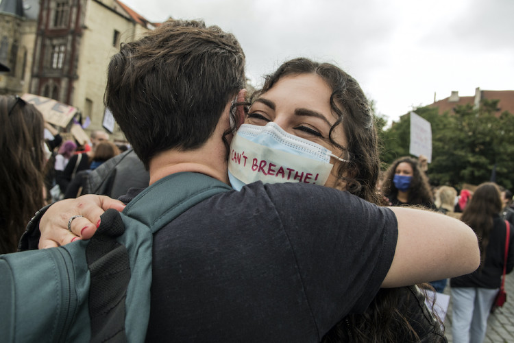 V Praze protestovaly stovky lidí proti policejnímu násilí