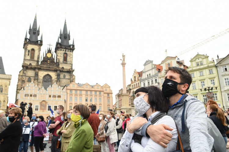 Demonstrace proti vládě