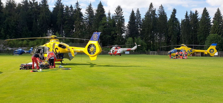 FOTO: Nehoda dvou vlaků u Perninku