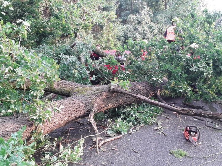 Hasiči opět bojovali s následky po bouřce