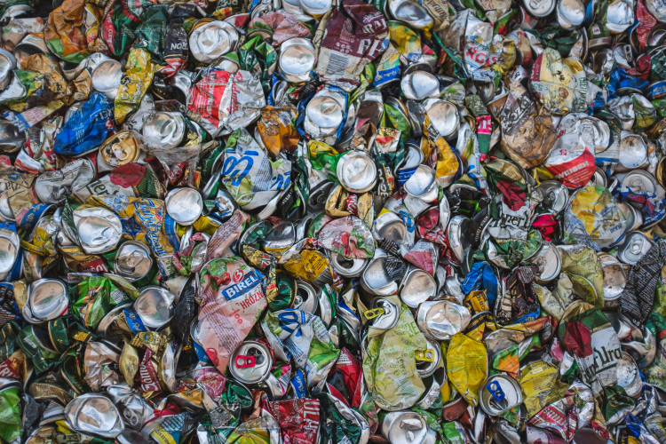 Tam, kde končí odpadky. Reportáž z vyškovské třídírny Respono, autor: Tomáš Valnoha