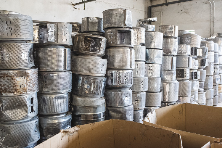 Tam, kde končí odpadky. Reportáž z vyškovské třídírny Respono, autor: Tomáš Valnoha