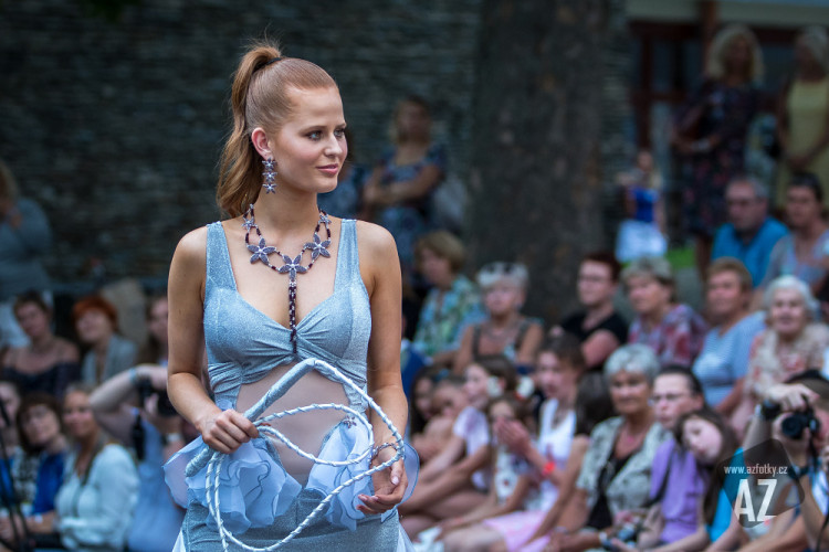 Křehká krása 2020