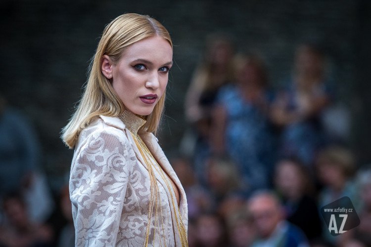 Křehká krása 2020