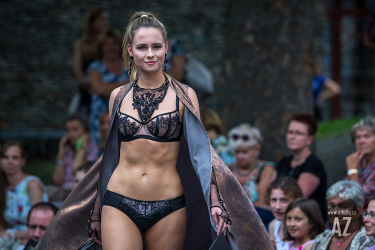 Křehká krása 2020