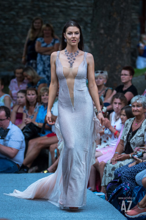 Křehká krása 2020