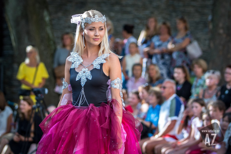 Křehká krása 2020