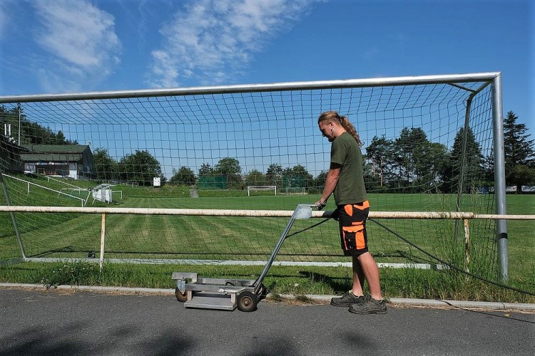 FOTOGALERIE: Ekologická likvidace plevele