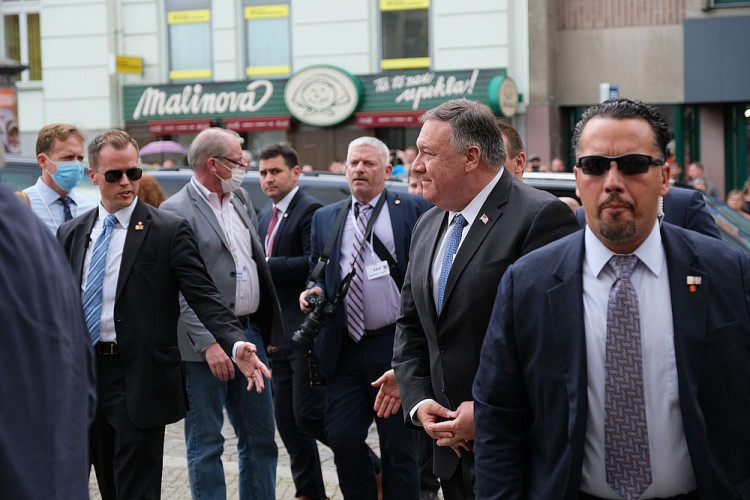 FOTOGALERIE: Mike Pompeo v Plzni