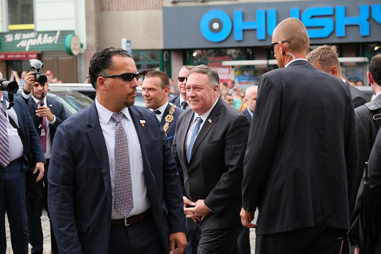 FOTOGALERIE: Mike Pompeo v Plzni