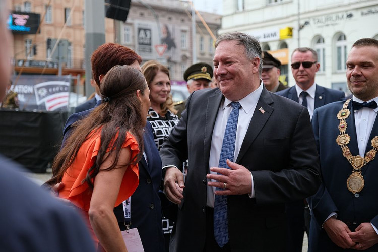 FOTOGALERIE: Mike Pompeo v Plzni