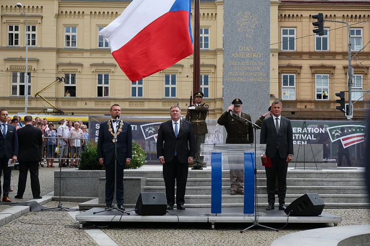 FOTOGALERIE: Mike Pompeo v Plzni