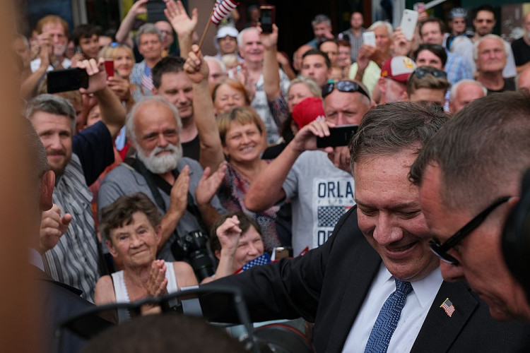 FOTOGALERIE: Mike Pompeo v Plzni