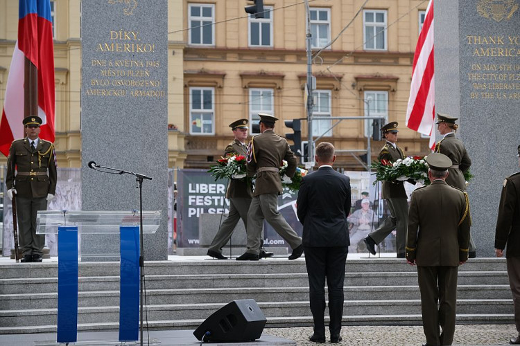 FOTOGALERIE: Mike Pompeo v Plzni